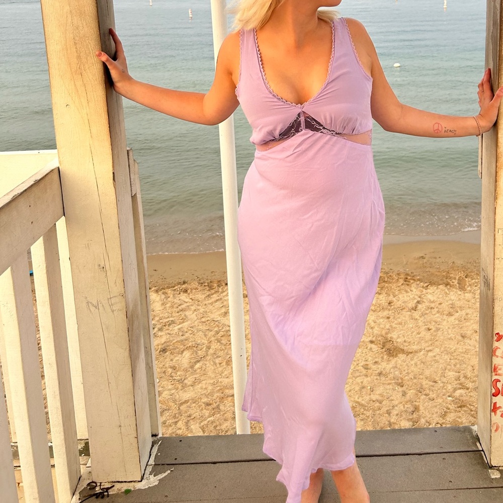 LAVENDER LACE DRESS
